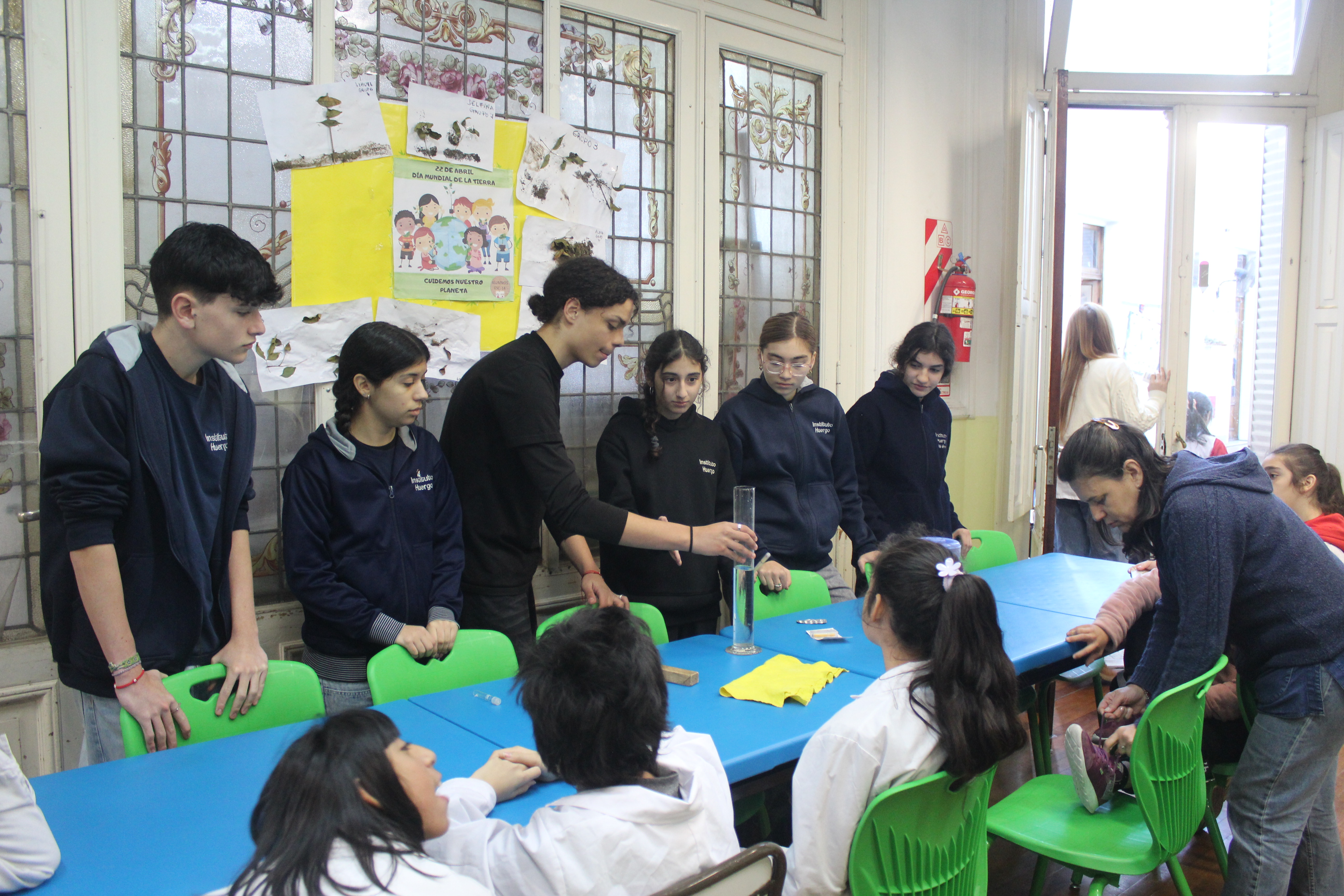 Actividad en Esc. Constancio C. Vigil